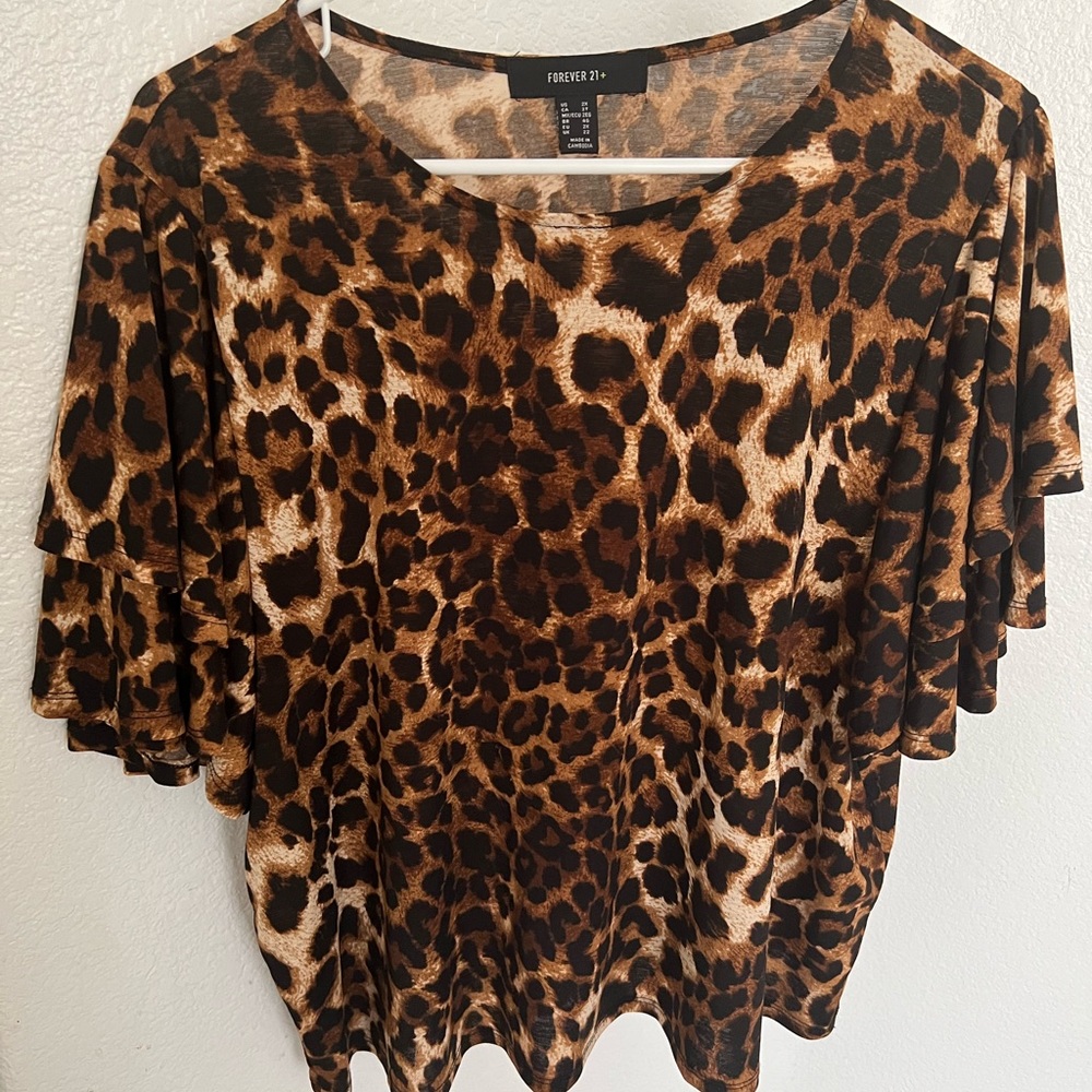 Cheetah print ruffled shirt